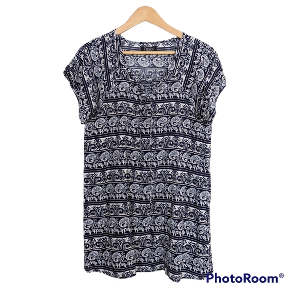 Papillon Paisley Print Lace Up Neckline T-Shirt - Picture 2 of 13